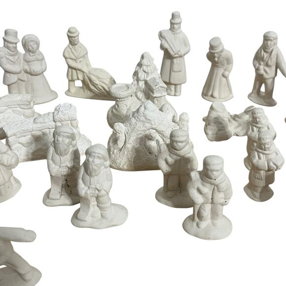 Vintage Bisque Clay Christmas Village Paintable Figurines Set Craft DIY - Picture 4 of 6
